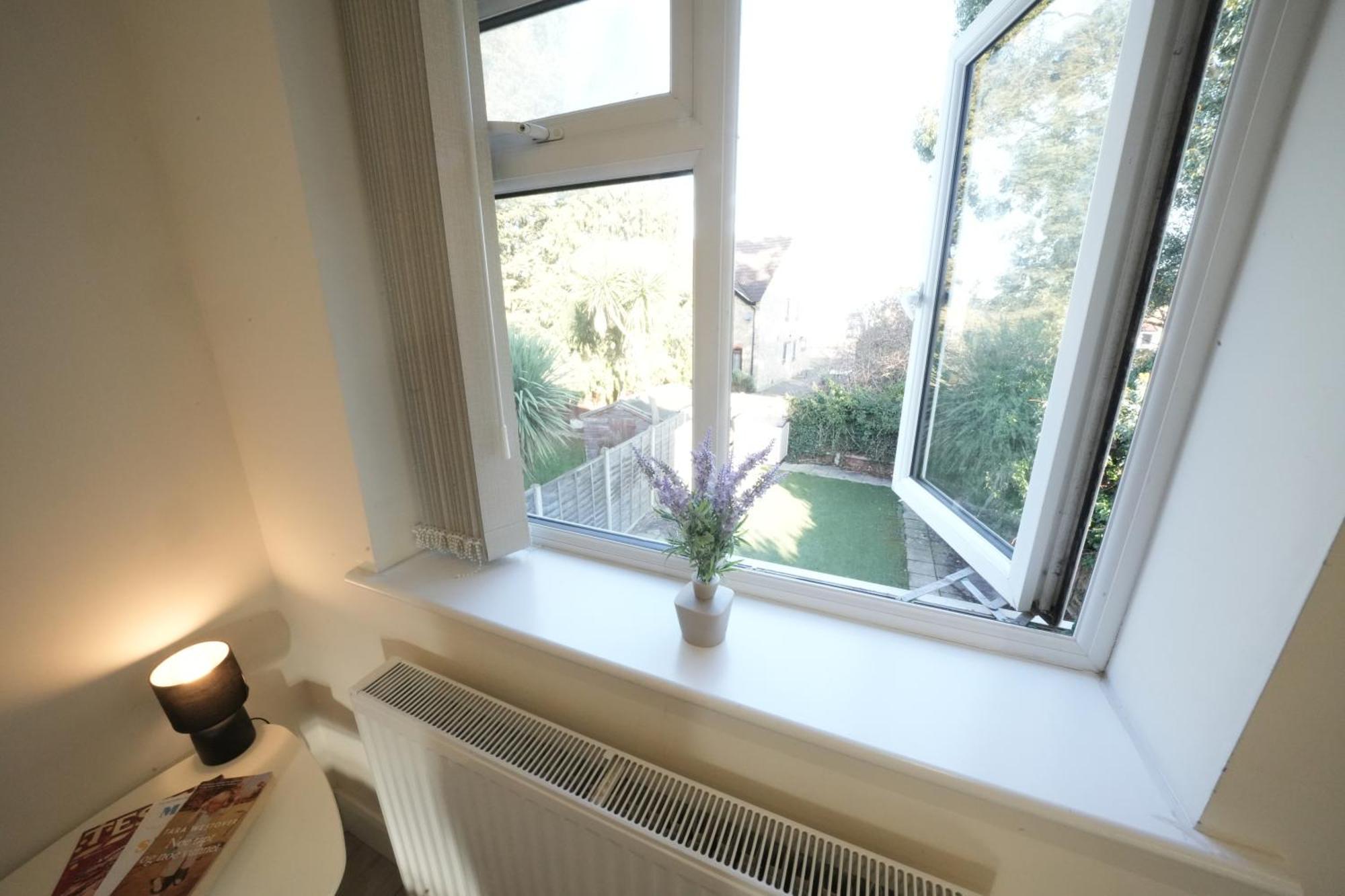 The Close Airport Homestay Harmondsworth