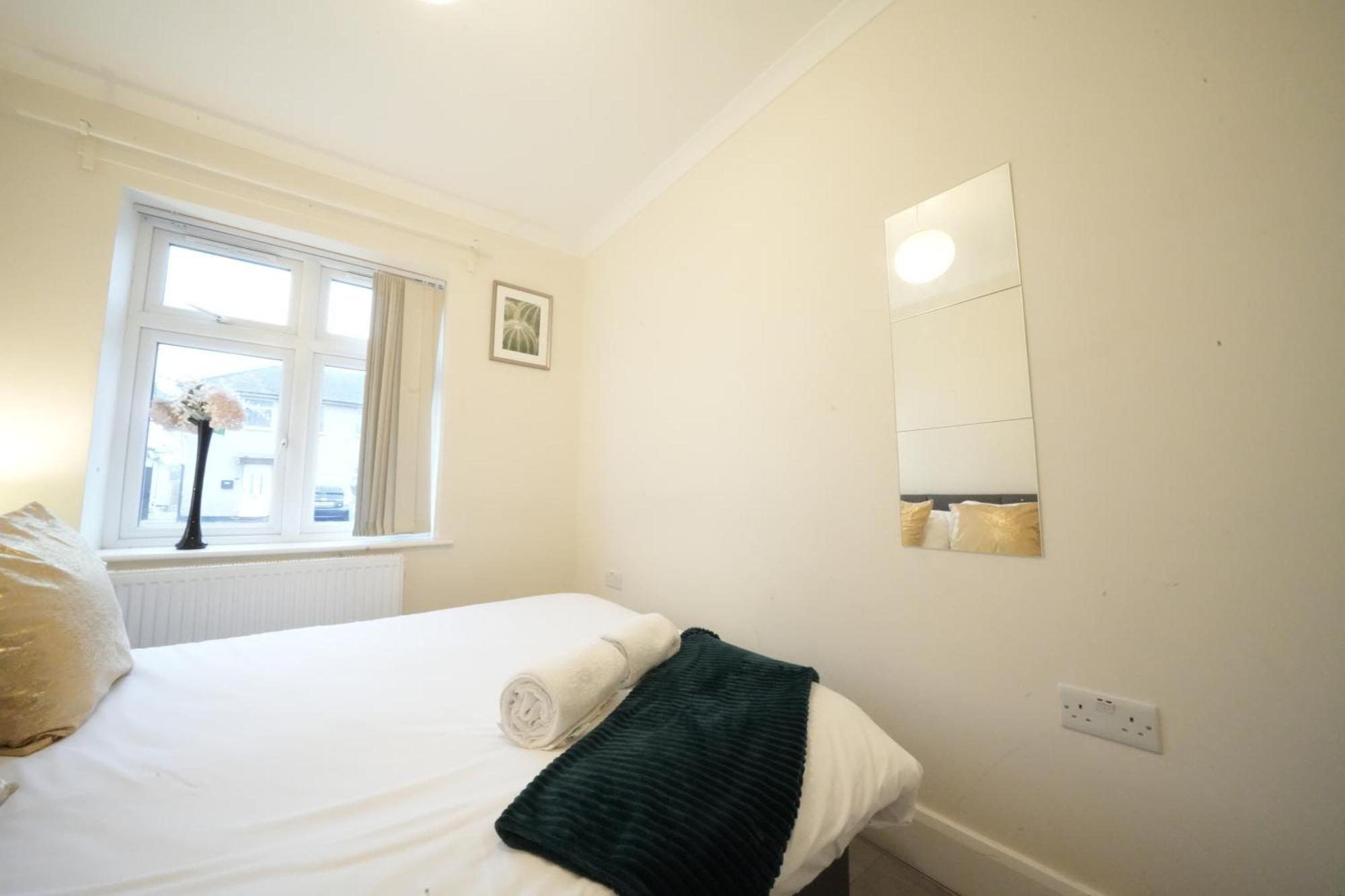 The Close Airport Homestay